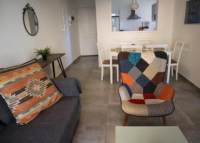 Alex's Vacation - 100m From The - 6 Guests