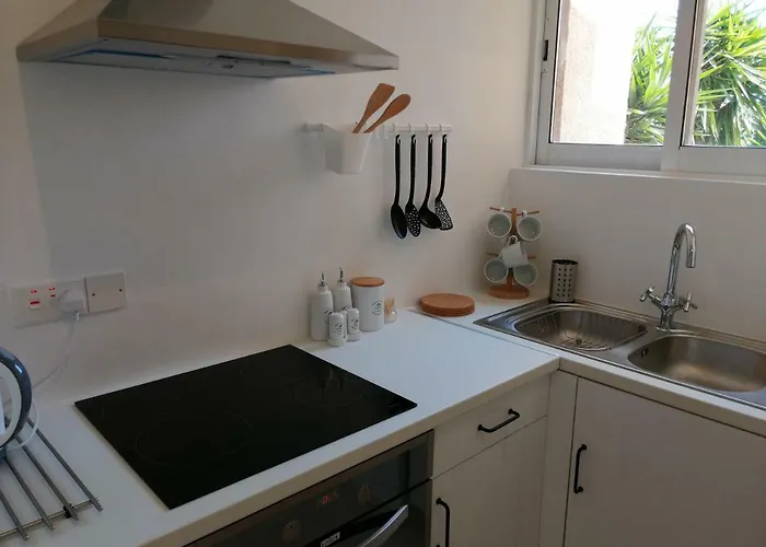 Alex's Vacation - 100m From The - 6 Guests