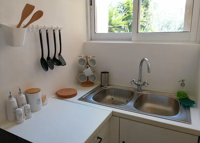 Alex's Vacation - 100m From The - 6 Guests Lägenhet